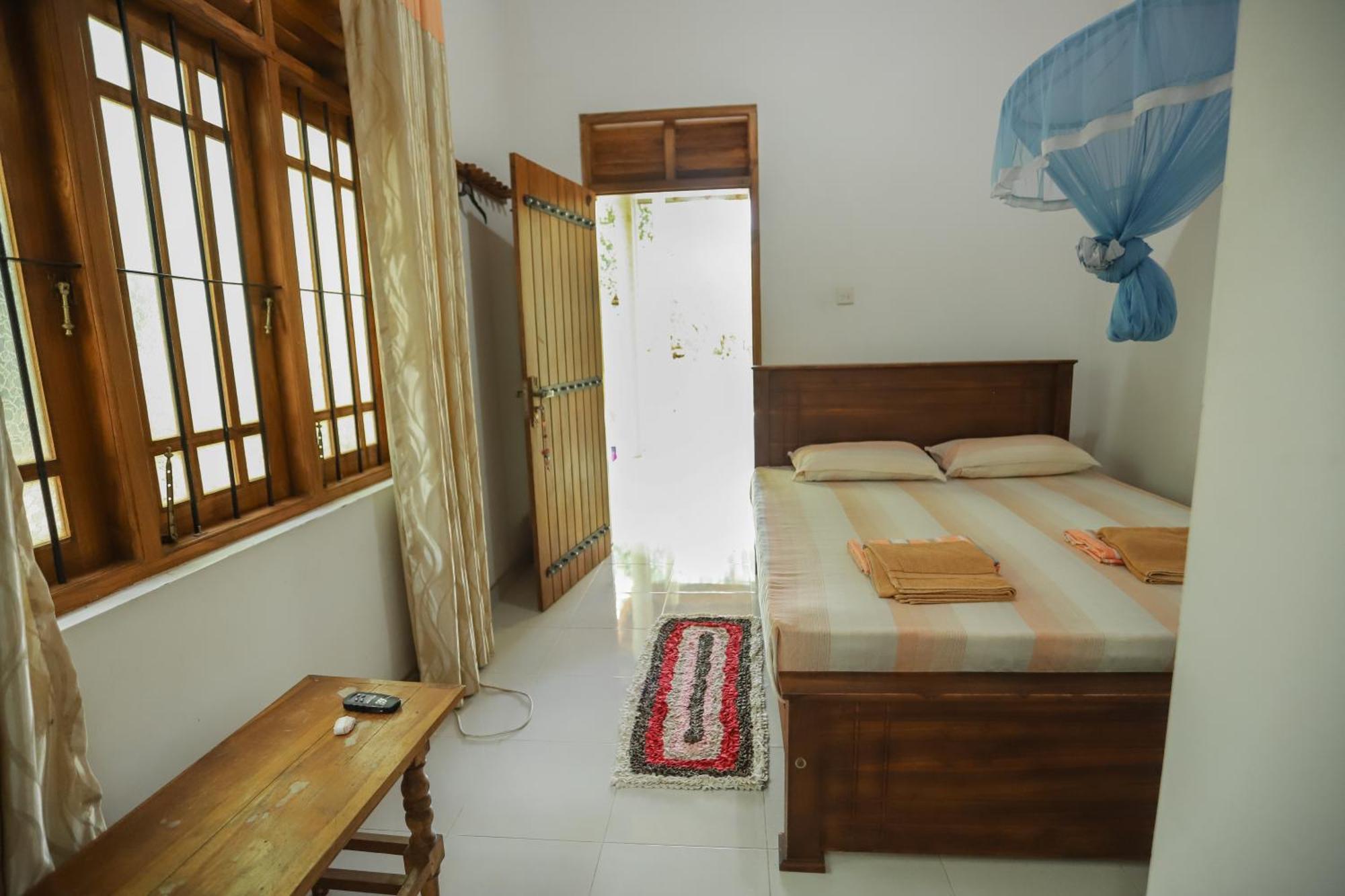 Serene Home Stay Udawalawe Buitenkant foto