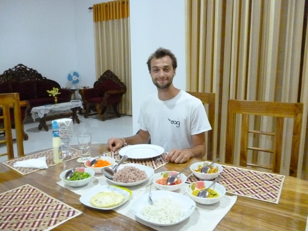 Serene Home Stay Udawalawe Buitenkant foto